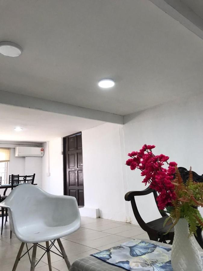 קוצ'ינג Kenyalang Urban Homestay מראה חיצוני תמונה